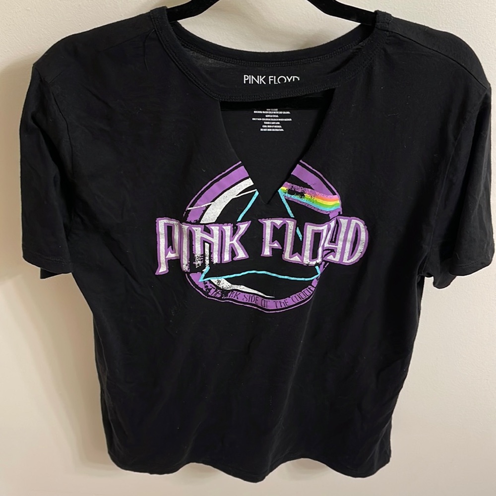 Pink Floyd T-shirt Size XL Color Black Purple